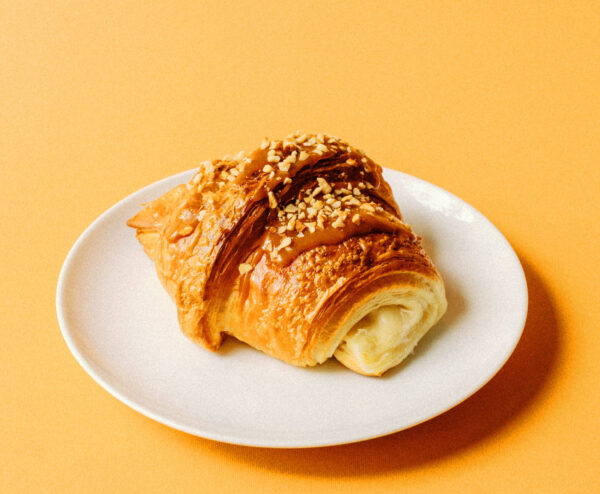 Croissant orzechowy